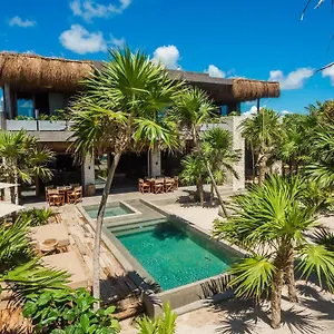 beachfront-villa-la-semilla-by-tripintravel.quintano-roohotels.com/