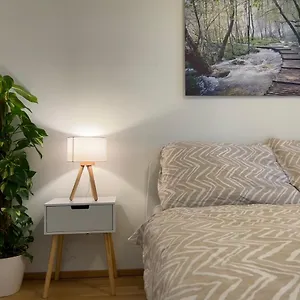 55-m2-stylish-apartment-with-balcony-and-netflix.vienna-besthotels.com/
