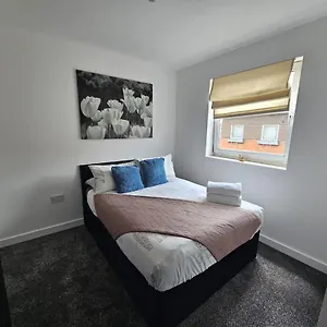 https://panoramic-city-views-free-wifi-canary-wharf-penthouse.cambridgehotelsuk.com
